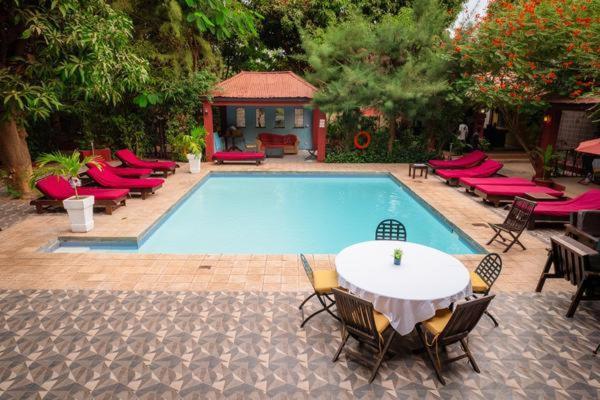 Hibiscus House Gambia Hotell Brufut Exteriör bild