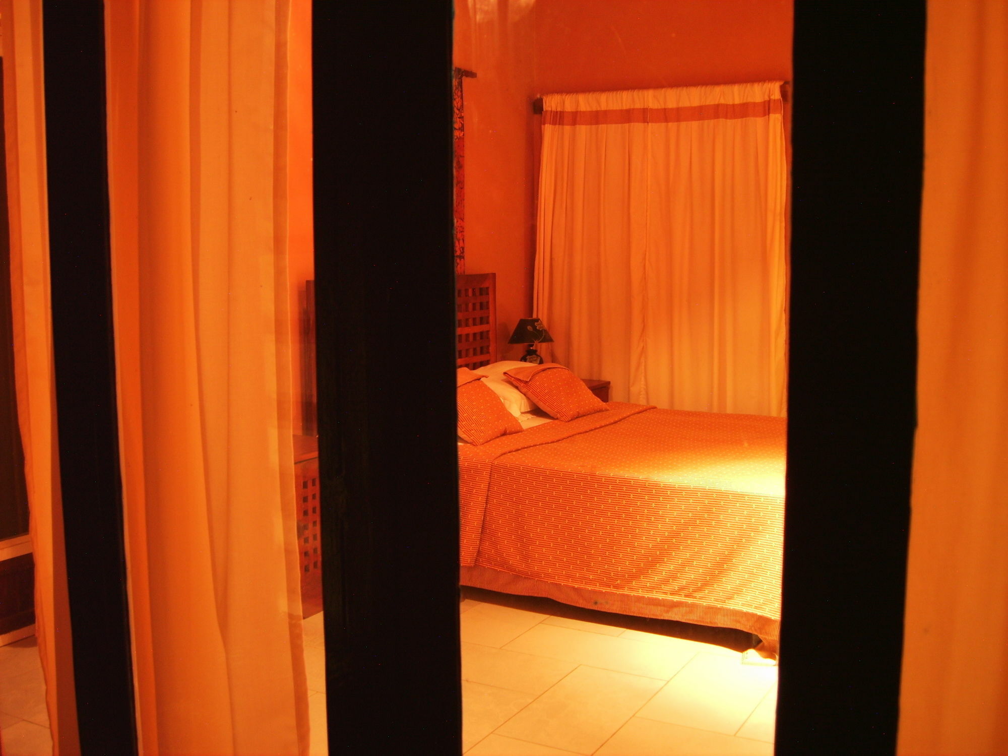 Hibiscus House Gambia Hotell Brufut Exteriör bild