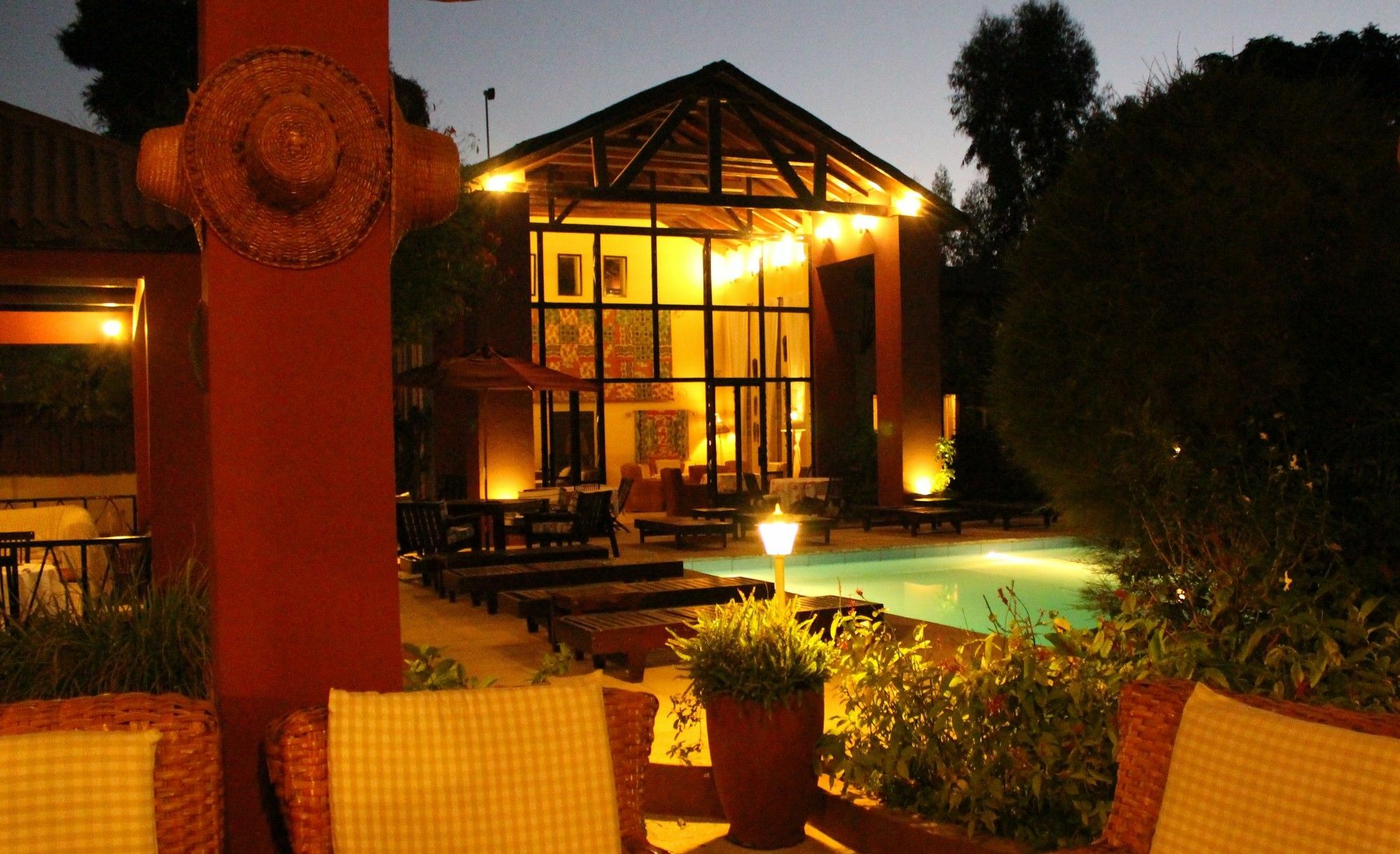 Hibiscus House Gambia Hotell Brufut Exteriör bild